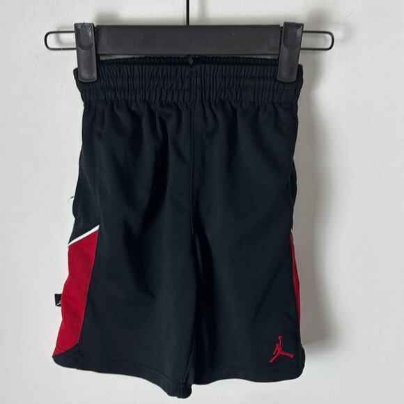 Air Jordan Shorts - Boys 6 - Picture 1 of 4